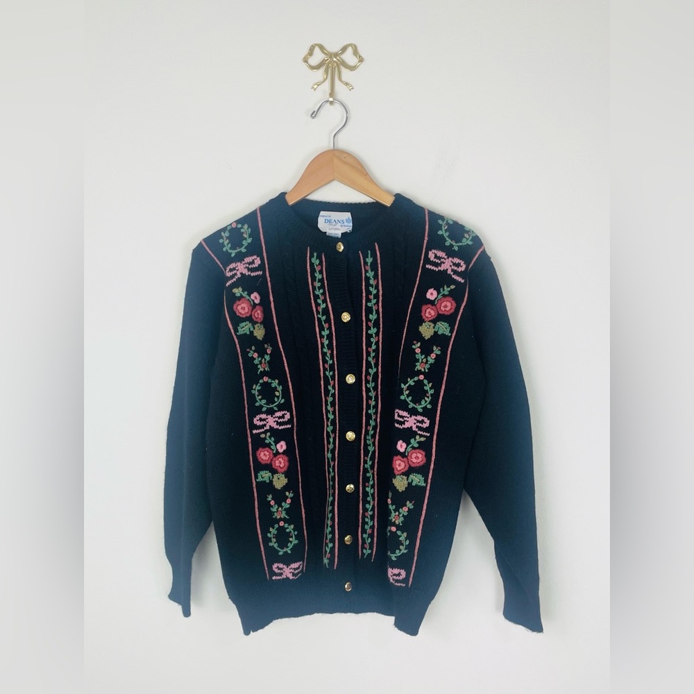 Vintage Deans of Scotland Floral Wool Cardigan